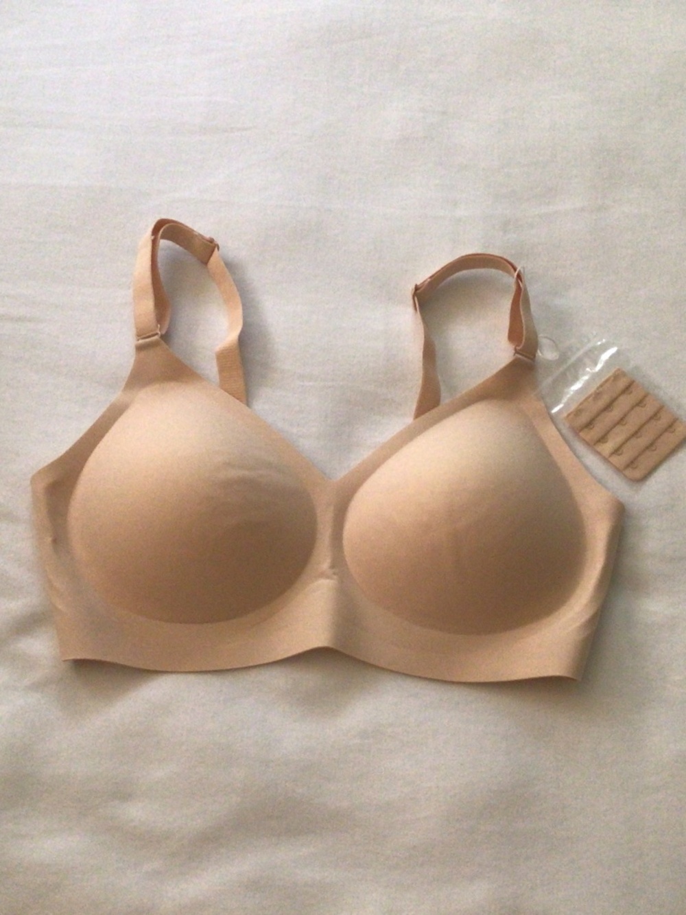 NWOT - Women’s Sexy Wireless Nude Push Up Bra